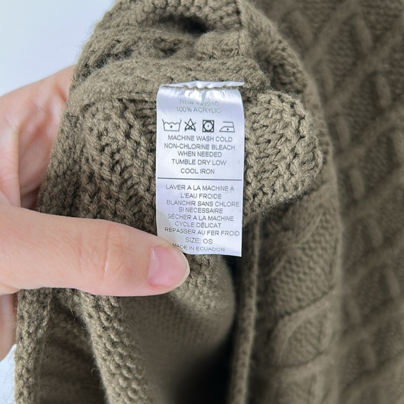 Mersea The Lisbon Traveler Mock Neck Sweater in Olive/Seasalt - Picture 4 of 6